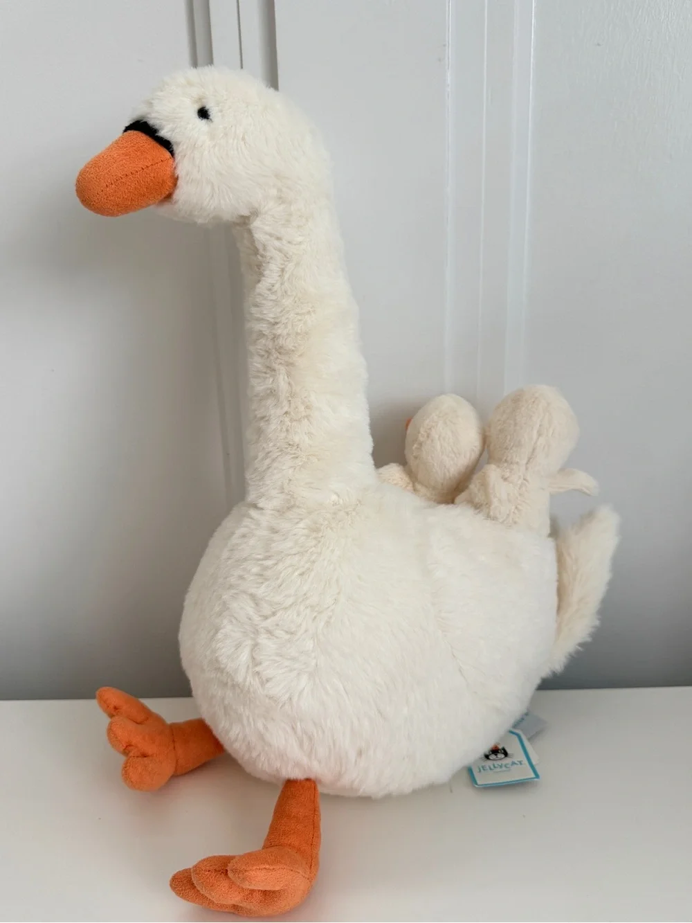 Jellycat Featherful Swan (with both babies) BNWT (RETIRED)